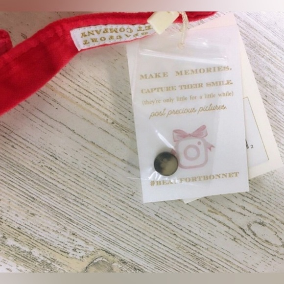 The Beaufort Bonnet Company Barringer Bonnet Richmond Red Velveteen S 3-6m NWT - Picture 9 of 12